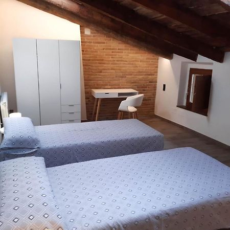 Niu De Queralt Apartment Vic Ngoại thất bức ảnh