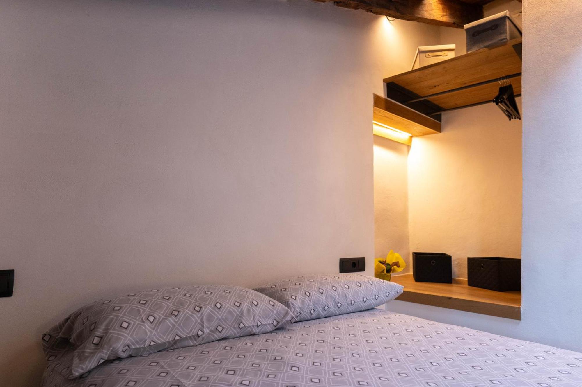 Niu De Queralt Apartment Vic Ngoại thất bức ảnh