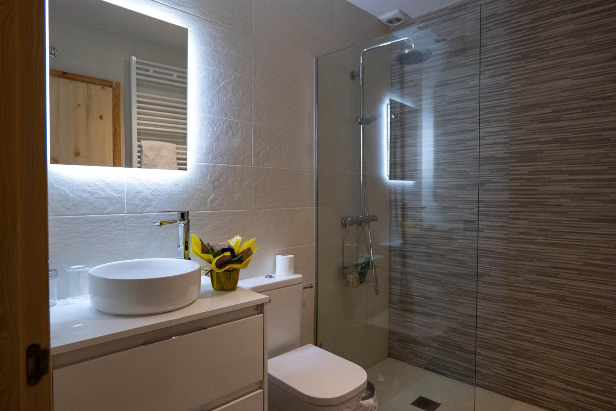 Niu De Queralt Apartment Vic Ngoại thất bức ảnh